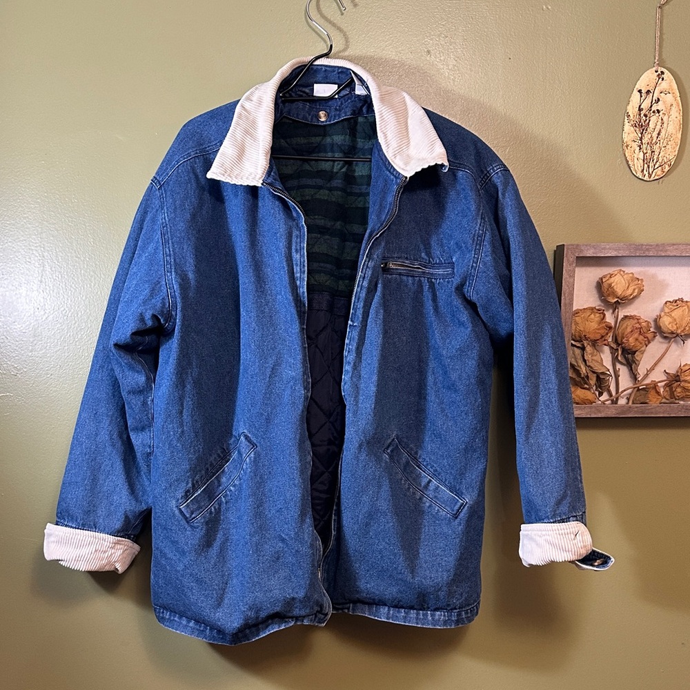 Vintage Denim Jacket with White Collar and removable insert Cherokee XL